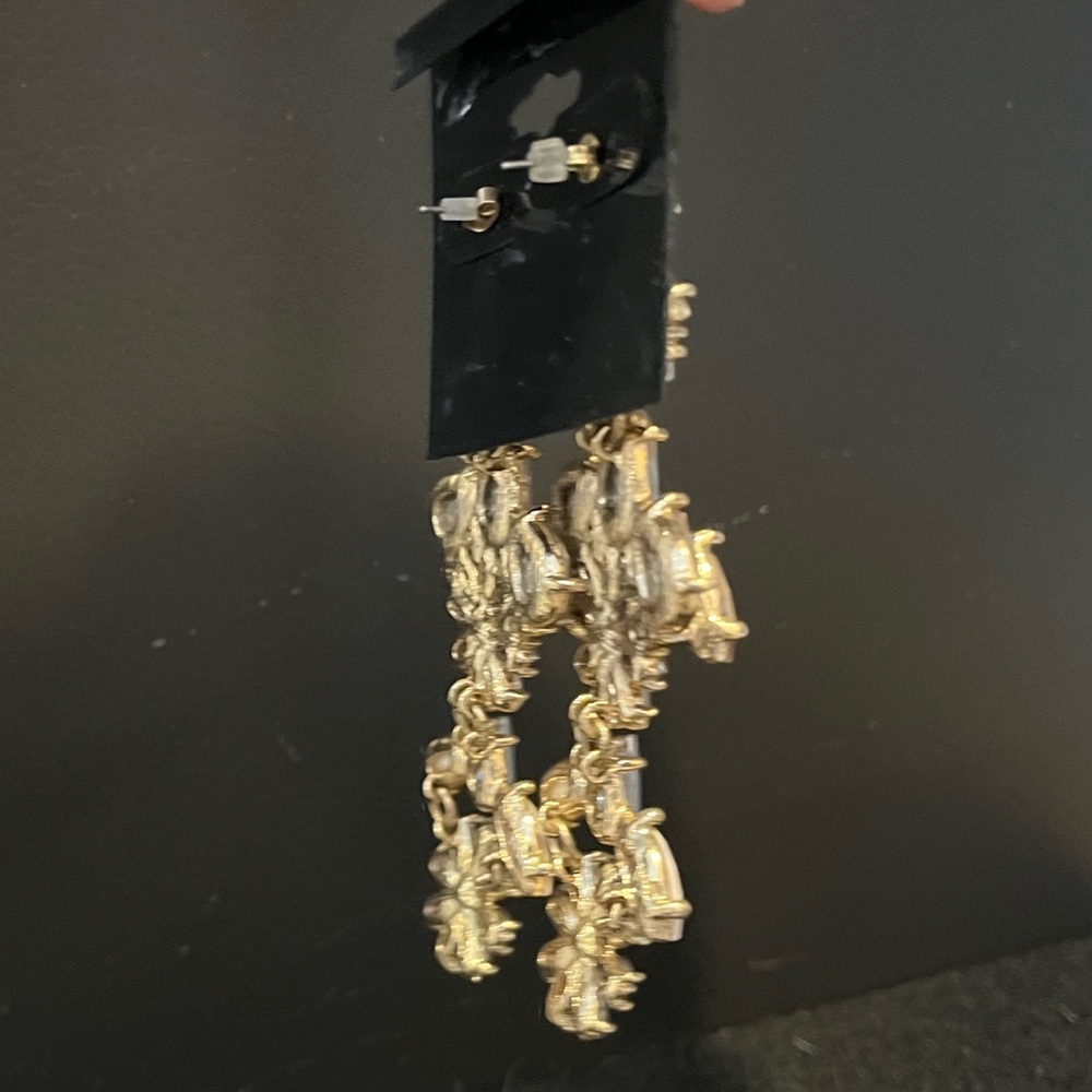 H&M Pink Blush Chandelier Statement Earrings - Picture 9 of 11